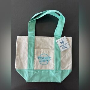 Trader Joe's Mini Pastels Reusable Canvas Tote Bag in Mint Green*